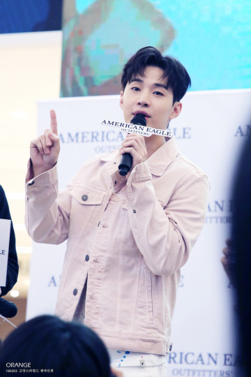 Henry Beats Exo And Winner As The Most Influencial Artist Of The Year In Kpopstarz Awards