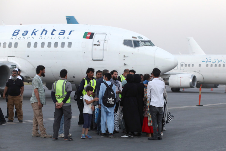 First flight with civilians from Afghanistan since evacuation arrives in Qatar