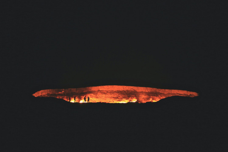 DARVAZA GAS CRATER - GATES OF HELL