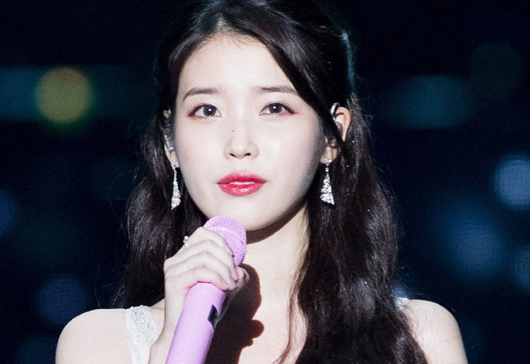 IU 