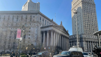 Tensions Flare in NYC as Trump Supporters and Opponents Face Off Amid Indictment Hearing