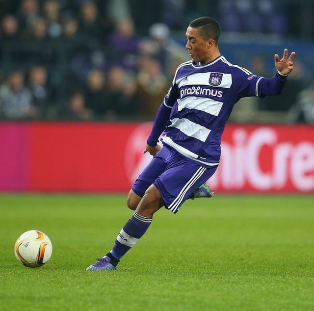 Premier League Veteran Youri Tielemans Joins Aston Villa Roster