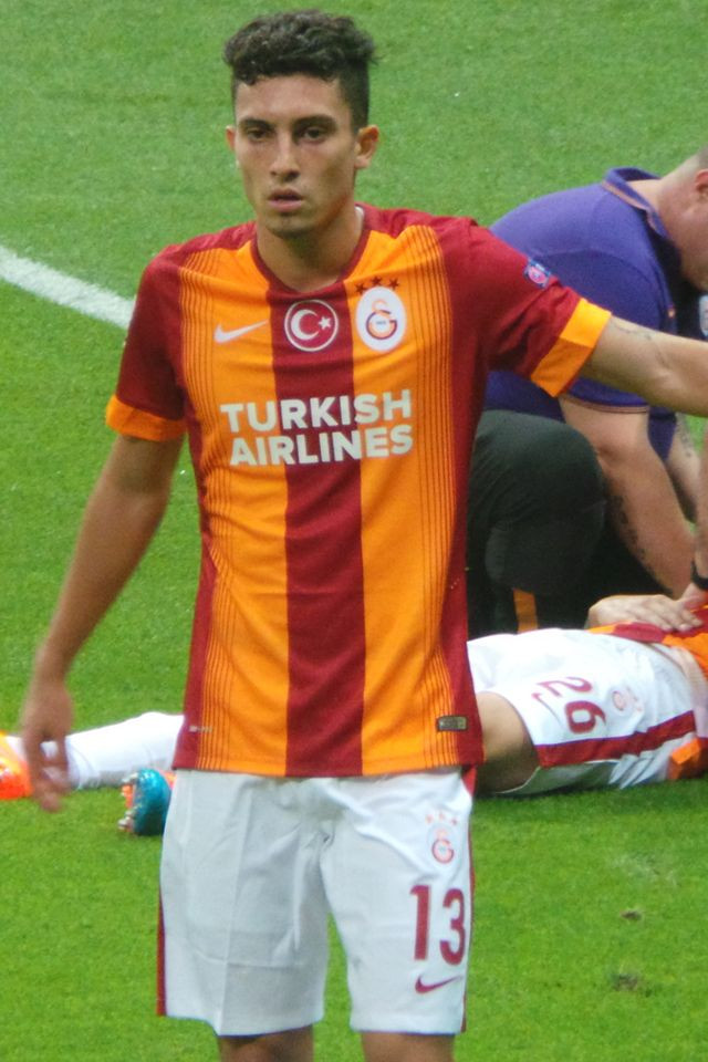 Former Ronaldo Ally, Alex Telles, Poised for Saudi Arabian Transfer