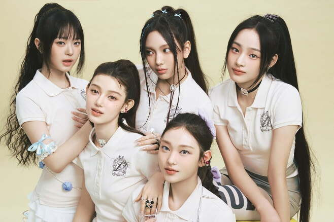 NewJeans Dominates the Charts Once Again: Mini Album 'Get Up' Sells Over a Million Copies on Day One, Marks Third Consecutive Million-Seller Feat
