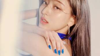 Twice's Jihyo Dazzles with Solo Debut: A Fusion of Glamour and Simplicity