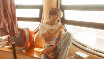 BTS V Dominates US Amazon Charts with 'Love Me Again' & 'Rainy Days' Proving His Power in Music