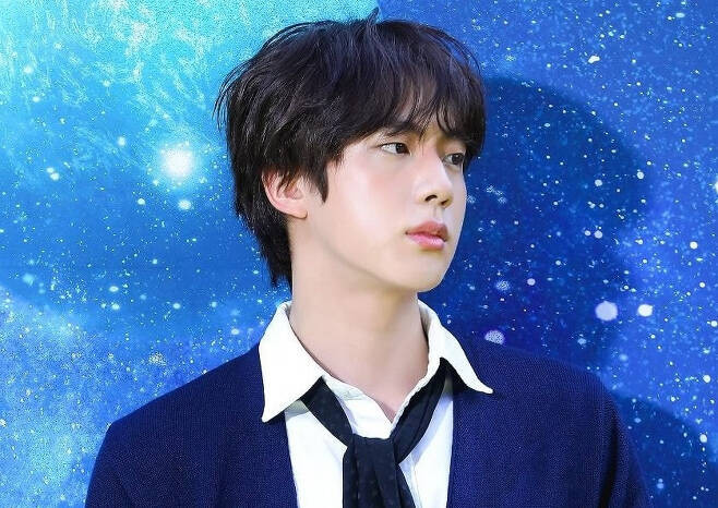 BTS Jin's 'The Astronaut' Dominates Global Charts, Climbs to #1 on Apple Music Paraguay Amid Military Service