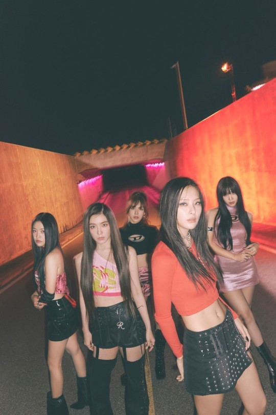 Red Velvet Quashes Disbandment Rumors; Set to Release Third Album in November
