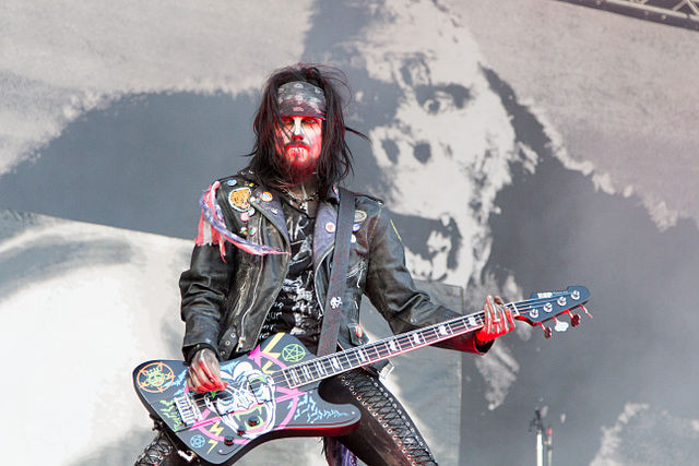 Rob Zombie's Unexpected Health Setback: Laryngitis Silences the Rock Icon Ahead of Las Vegas Concert