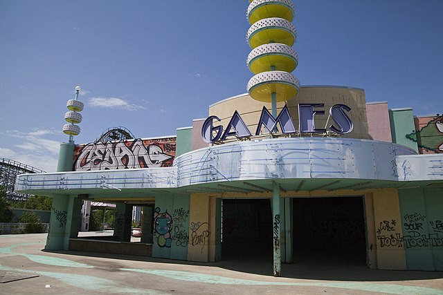 Six Flags and Cedar Fair Unite to Form $8 Billion Theme Park Behemoth