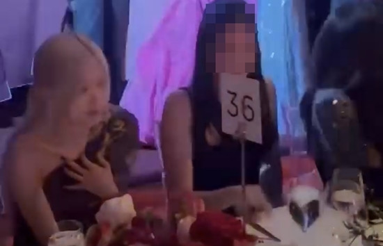 BLACKPINK's Rosé Spotted with Samsung Heir's Daughter 