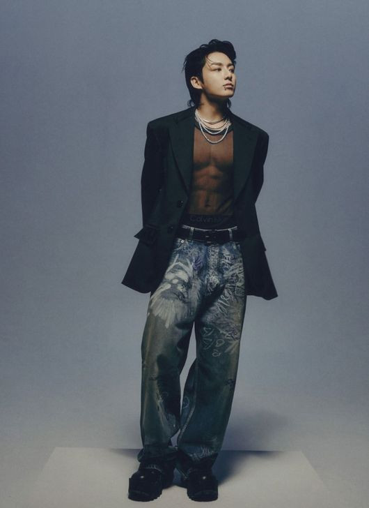 BTS Jungkook Breaks Records: First Solo Artist with Four Songs in Billboard Hot 100