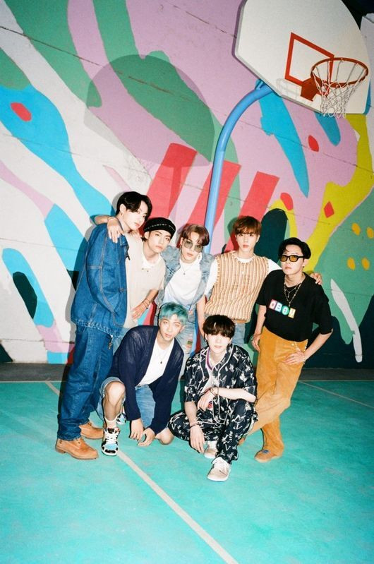 BTS Members Jimin and Jungkook Make Impressive Solo Records on Billboard's Year-End Charts