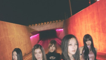 BLACKPINK and Red Velvet at a Crossroads: Will They Follow TWICE's Lead in Renewing Contracts?