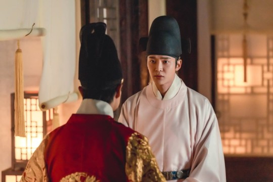 Netflix Onslaught Brings K-Drama Industry to a Crossroads: Need for Quality Without Top Stars