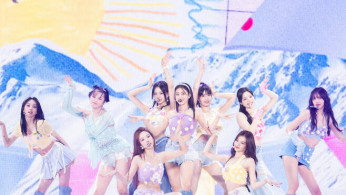 Twice Makes History: First K-Pop Girl Group to Conquer Japan's Nissan Stadium with 370,000 Fans