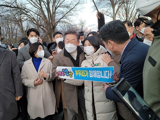South Korean Opposition Leader Lee Jae-myung Stabbed in Busan