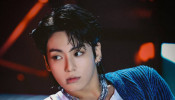 BTS Jungkook Dominates 2023 China Year End Awards: A Five-Crown Victory