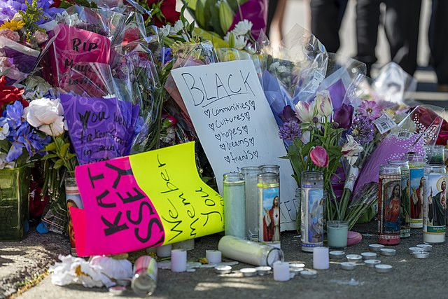 Federal Prosecutors Seek Death Penalty in Buffalo Supermarket Shooting Case
