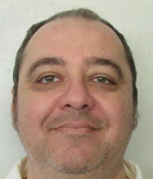 Supreme Court Denies Stay of Execution for Alabama Inmate Facing Nitrogen Gas Death