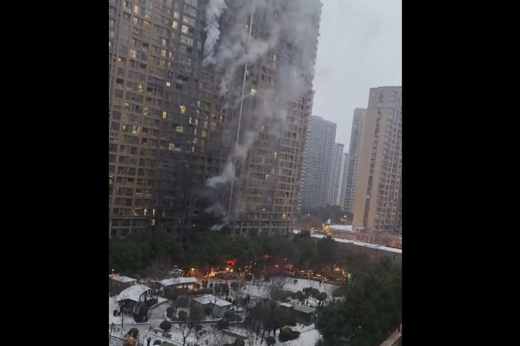 15 Killed, 44 Injured in Nanjing Building Fire Sparked by Electric Bikes