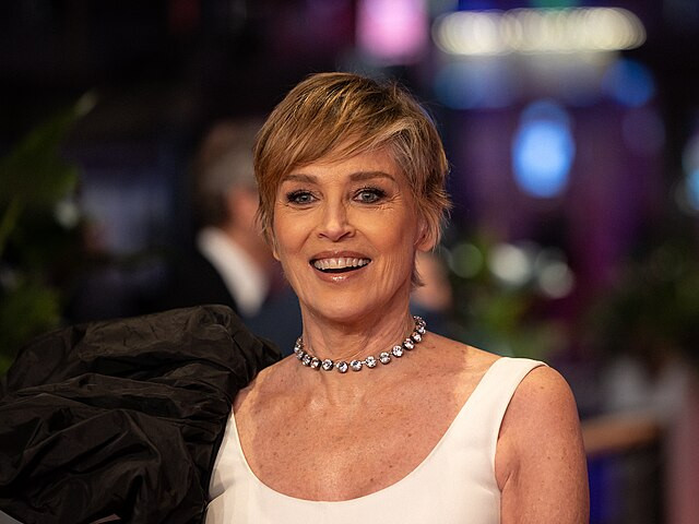 Sharon Stone Accuses Producer Robert Evans of Pressuring Her to Sleep with Co-Star Billy Baldwin, Sparking Furious Response