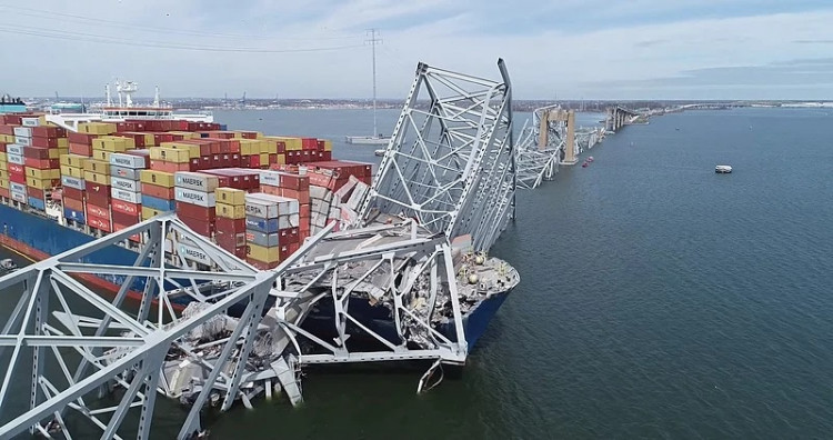 Baltimore Bridge Collapse: Search Resumes for Six Missing Construction Workers, Including Immigrants