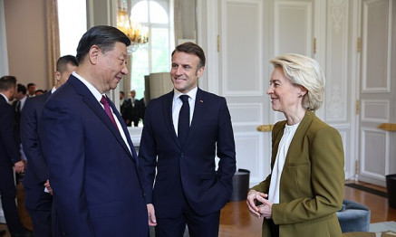 Macron Hosts Xi Jinping in the Pyrenees for Key Trade Discussions Amid Global Tensions