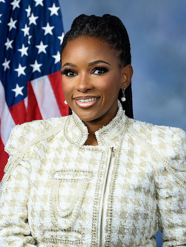 Rep. Jasmine Crockett Defends Calling Marjorie Taylor Greene's Comments 'Racist' Amid Heated Exchange