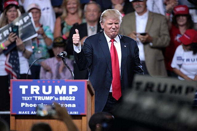 Eleven Trump Supporters Hospitalized for Heat Exhaustion at Arizona Rally