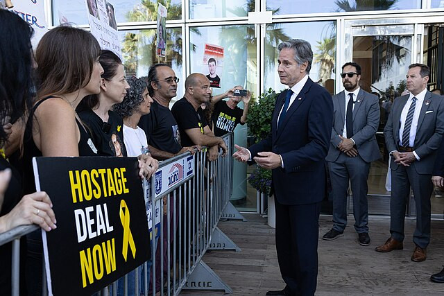 Hamas Accepts Ceasefire but Blinken Cites Obstacles to Peace