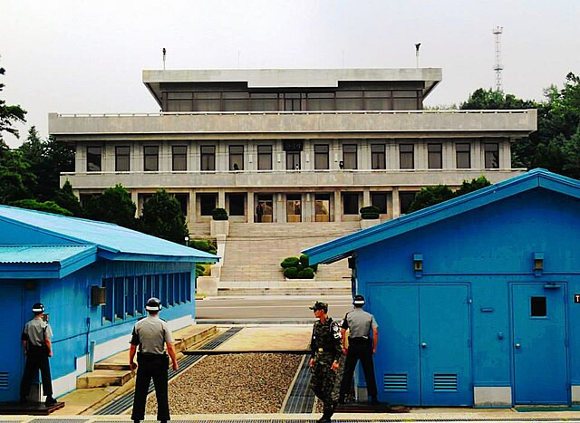 North Korean Troops Breach DMZ, South Korea Responds with Warning Shots