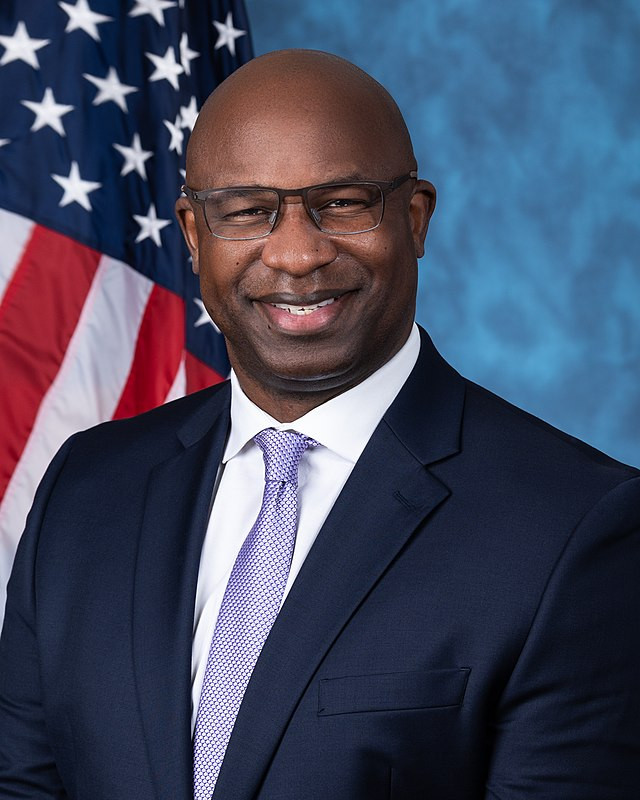 Jamaal Bowman Loses Primary Amidst Democratic Divide Over Israel
