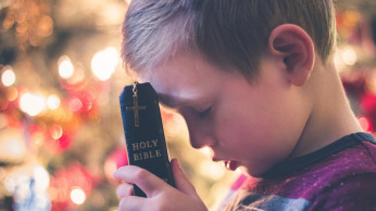 Oklahoma Superintendent Mandates Bible Instruction in Schools Amid Legal and Public Backlash
