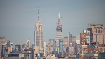 Manhattan Real Estate Shifts to Buyer's Market Amid Price Drops and Inventory Surge