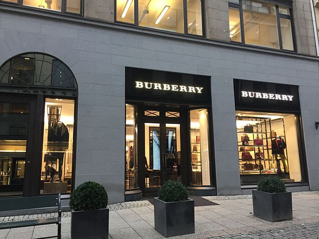 Burberry Shares Plummets After Profit Warning and CEO Shake-Up