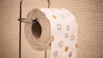 Study Links Infrequent Bowel Movements to Kidney Damage, Frequent Diarrhea to Liver Issues