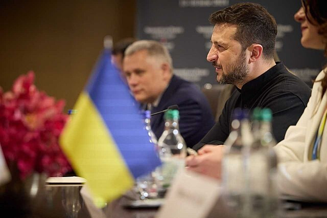 Zelensky Urges UK's Starmer to Advocate for Long-Range Strike Capabilities
