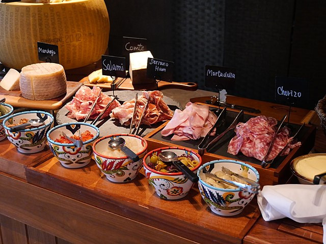 Nationwide Listeria Outbreak Linked to Deli Meats Results in Two Deaths and 28 Hospitalizations Across 12 States