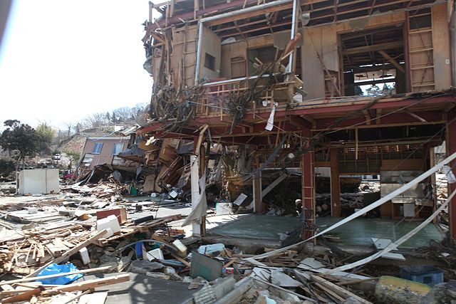Japan on High Alert as Scientists Warn of Potential 'Megaquake' Following 7.1 Tremor