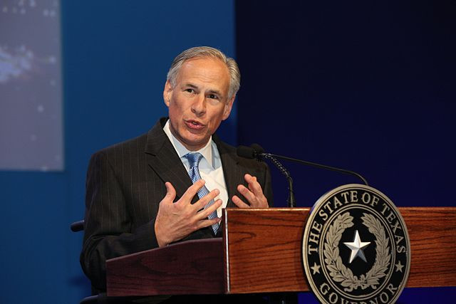 Greg Abbott Expands Razor Wire Installation on U.S.-Mexico Border Amid Criticism Over Human Rights Concerns