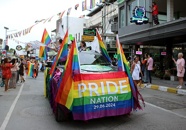 Florida’s Quiet Removal of LGBTQ+ Travel Information Raises Concerns Amid Broader State Policies