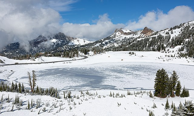 Rare Summer Snowfall Hits California Amid Summer Heat Waves and Wildfires