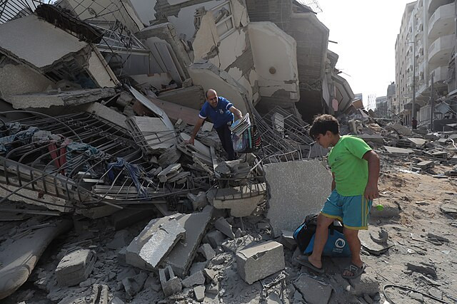 UN Halts Gaza Aid as Israeli Military Issues New Evacuation Orders Amid Intensifying Crisis