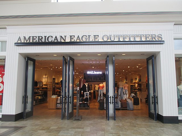 American Eagle Posts 60% Profit Surge Despite Sales Miss, Shares Drop
