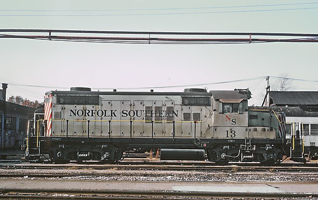 Norfolk Southern’s CEO Alan Shaw to Step Down Amid Misconduct Allegations, Shares Rise
