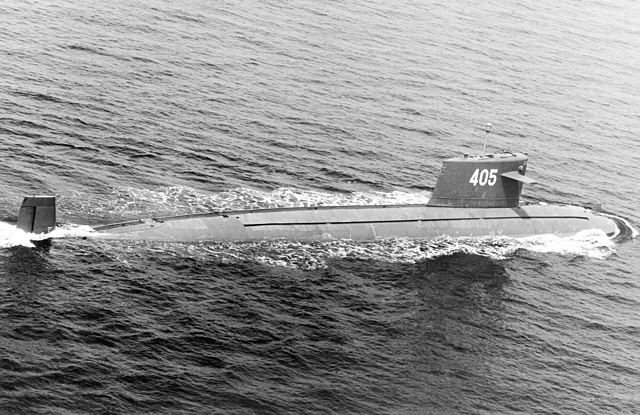 Chinese Nuclear Submarine Sank at Dock, Satellite Images Reveal