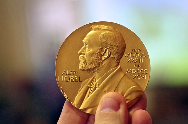 Nobel Prize in Physics Awarded for AI Breakthroughs That Revolutionized Technology