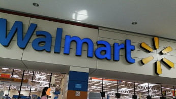Walmart Expands Pet Care Services with New Vet Centers in Arizona and Georgia