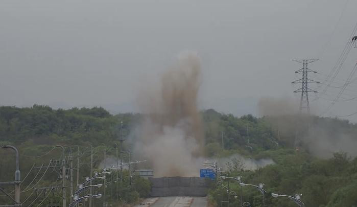 North Korea Destroys Inter-Korean Roads, Severs Ties with South as Tensions Escalate